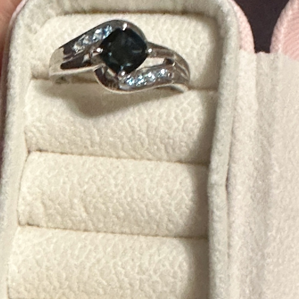 🍉Pretty ring. - Picture 10 of 11